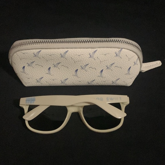 Taylor Swift 1989 Taylor’s Version Sunglasses New - Picture 2 of 10